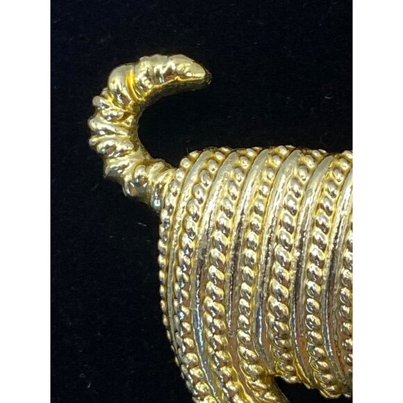 Vintage Sarah Coventry Gold-Tone Dog Brooch With Rope Detailing J0260 - Picture 6 of 12